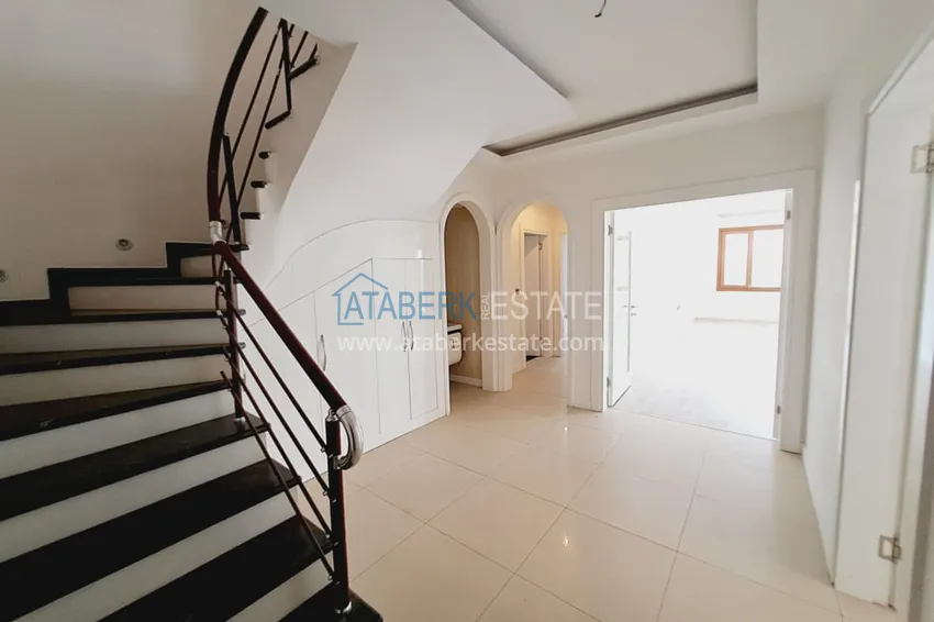 Приобрести Большой дуплекс в центре Алании с отдельной кухней – право на получение гражданства и ВНЖ 2 