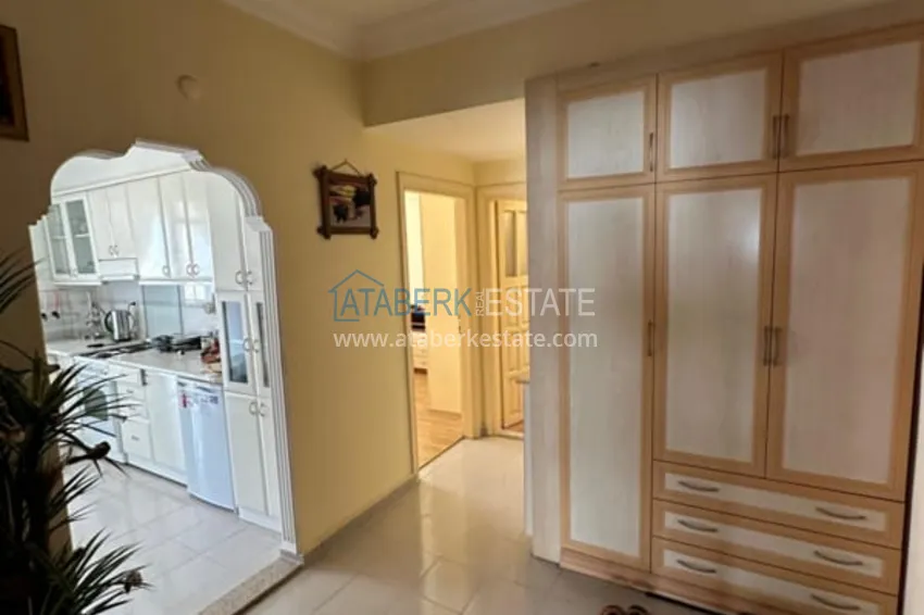 Приобрести Трехкомнатная квартира с мебелью в 300 метров от моря – Алания, район Оба 2 