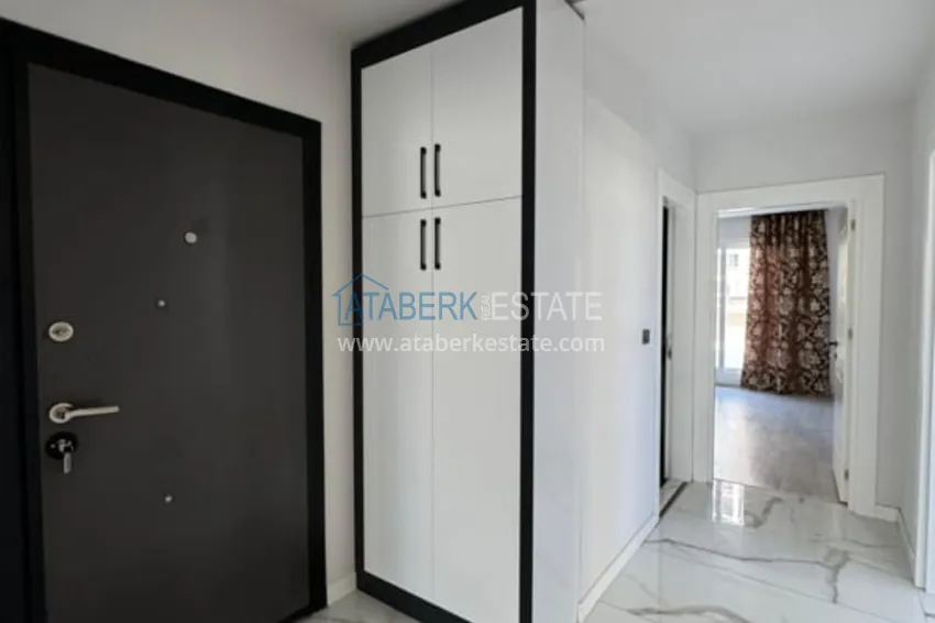 Приобрести Трехкомнатная квартира напрямую от собственника с огромной террасой – район Тедже, Мерсин 2 