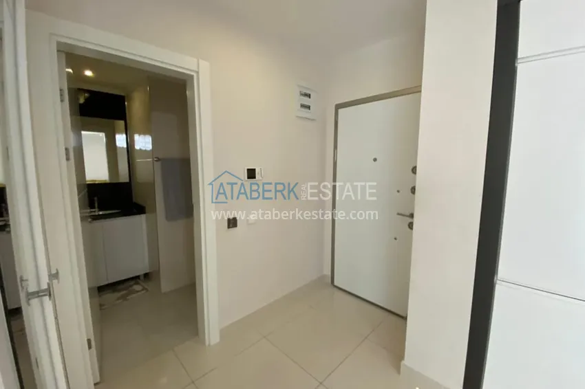 Приобрести Меблированная квартира 1+1 с видом на море в элитном комплексе, район Каргыджак – Алания 1