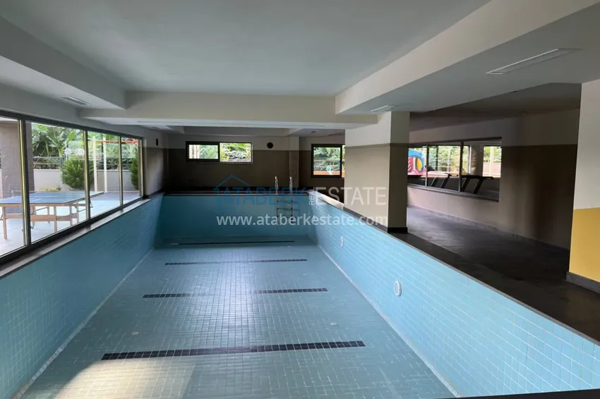 Пентхаус-дуплекс с мебелью на первой береговой линии в районе Кестель 23