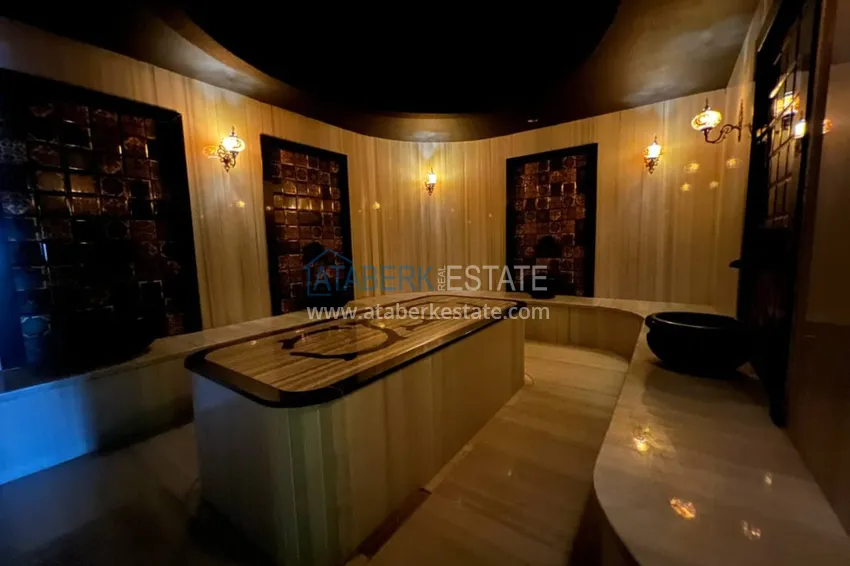 Пентхаус-дуплекс с мебелью на первой береговой линии в районе Кестель 24