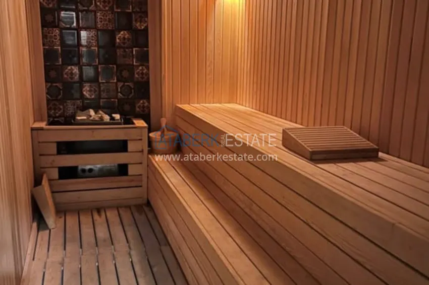 Пентхаус-дуплекс с мебелью на первой береговой линии в районе Кестель 25