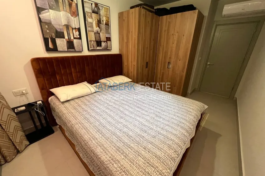 Приобрести Пентхаус-дуплекс с мебелью на первой береговой линии в районе Кестель 27