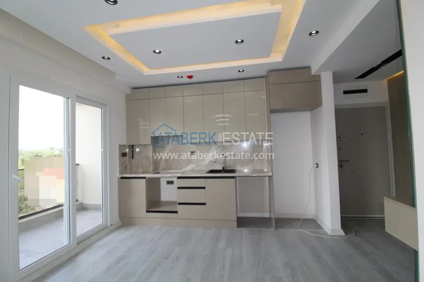 Приобрести Просторная трехкомнатная квартира в Мерсине – Мезитли, Давултепе 5