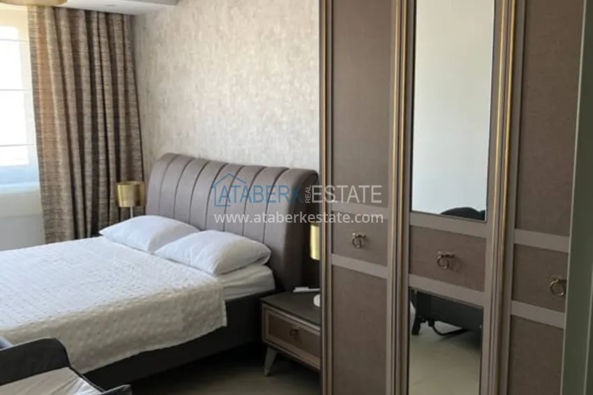 Приобрести Пентхаус-дуплекс с мебелью на первой береговой линии в районе Кестель 39