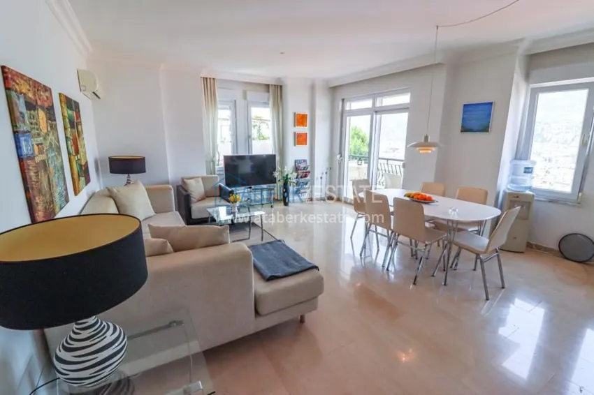 Приобрести  Квартира-дуплекс с мебелью и панорамным видом в центре Алании, историческая часть - Кале 4 