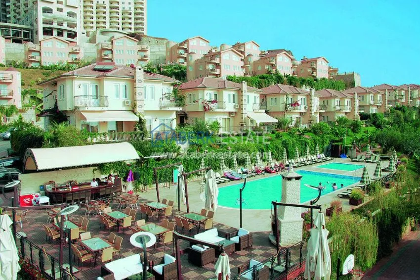 Квартира 1+1 с мебелью и потрясающими видовыми характеристиками, район Махмутлар – Алания 5 