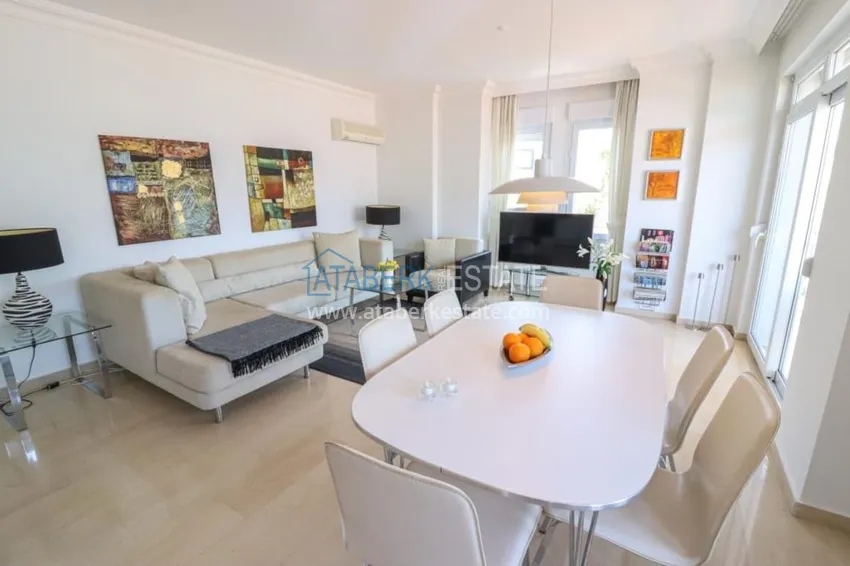 Приобрести  Квартира-дуплекс с мебелью и панорамным видом в центре Алании, историческая часть - Кале 5 