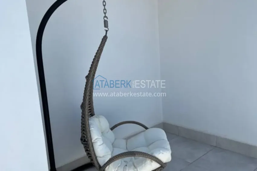 Приобрести Пентхаус-дуплекс с мебелью на первой береговой линии в районе Кестель 57