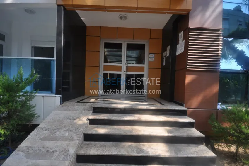 Квартира 1+1 с мебелью и застеклённым балконом в центре Алании – район пляжа Клеопатра 9