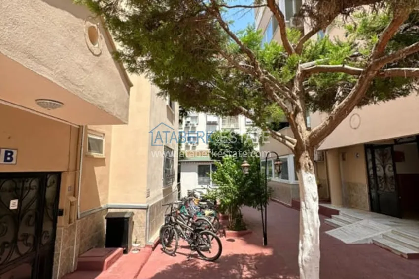 Трехкомнатная квартира с мебелью в 300 метров от моря – Алания, район Оба 5 