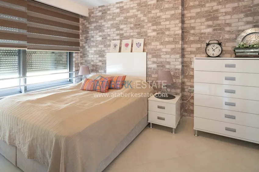 Приобрести Меблированная квартира с видом на море и застекленным балконом – первая береговая, район Оба 7 