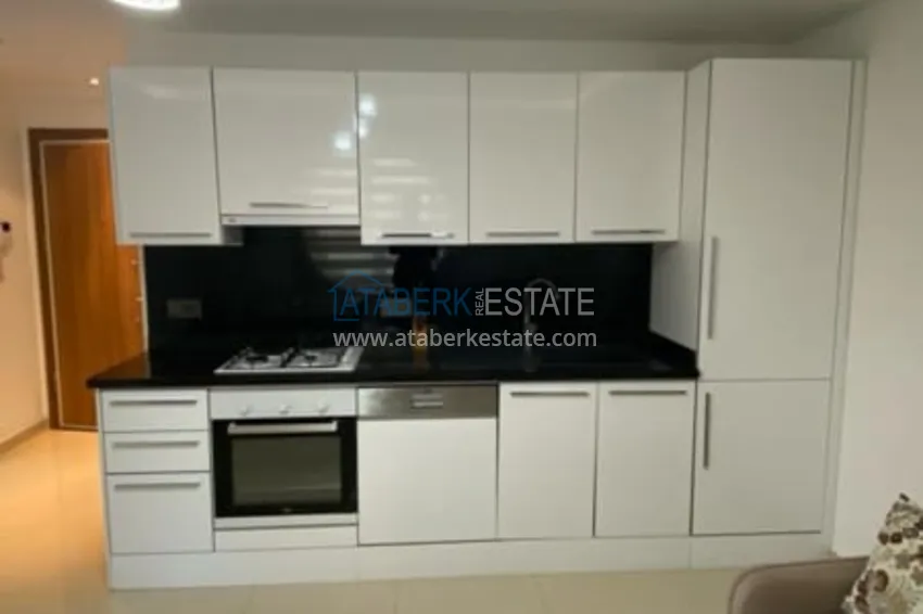 Приобрести Квартиры под ключ по выгодной цене в центре Алании, район пляжа Клеопатра 7 