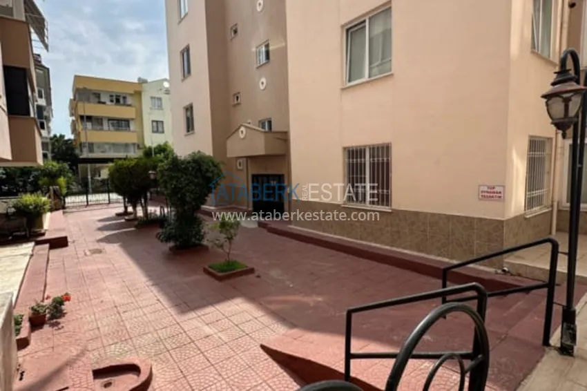 Трехкомнатная квартира с мебелью в 300 метров от моря – Алания, район Оба 8 