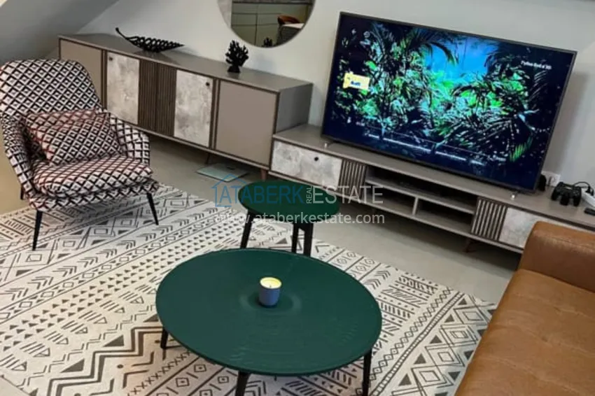 Приобрести Пентхаус-дуплекс с мебелью на первой береговой линии в районе Кестель 10