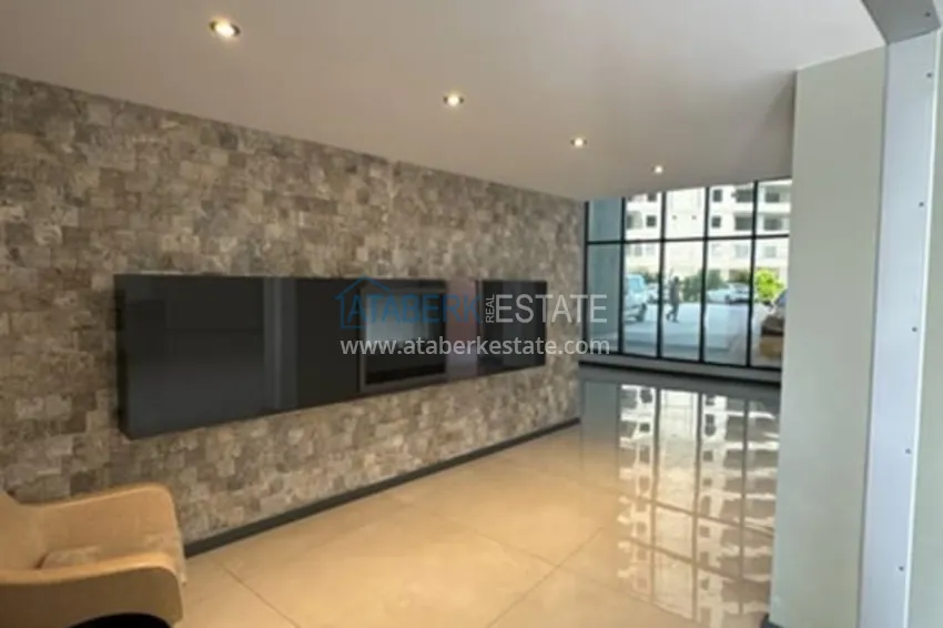 Просторная четырехкомнатная квартира в комплексе сегмента комфорт – Мерсин, Соли 9