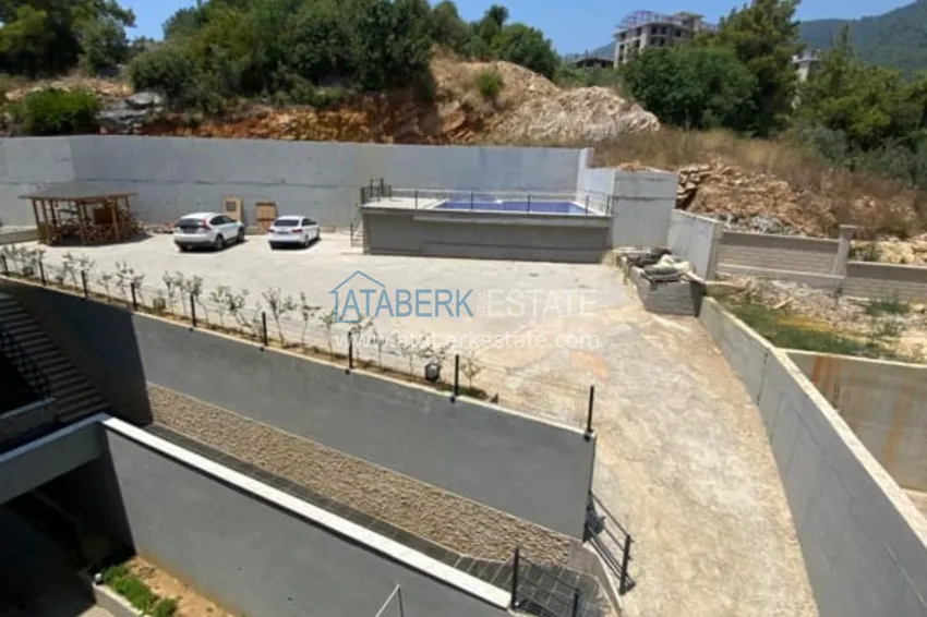 Приобрести Квартира с видом на горы в районе верхняя Оба – микрорайон Чиплаклы 9 