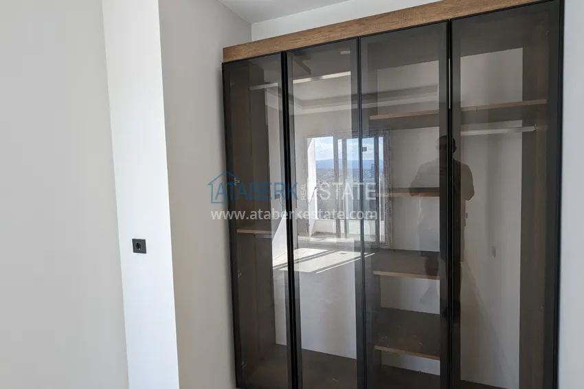 Приобрести Двухкомнатный пентхаус с чистовой отделкой, видом на горы и море - Томюк, Мерсин 10 