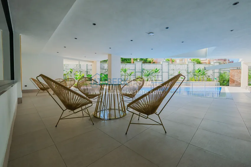 Трёхкомнатная квартира в районе Оба. Недвижимость подходит для краткосрочной аренды 12