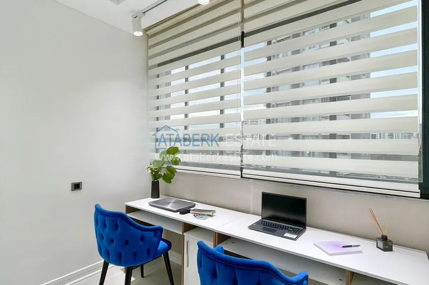 Приобрести Двухкомнатная квартира 80м2 с мебелью и застекленным балконом в Мерсине, Енишехир 12 