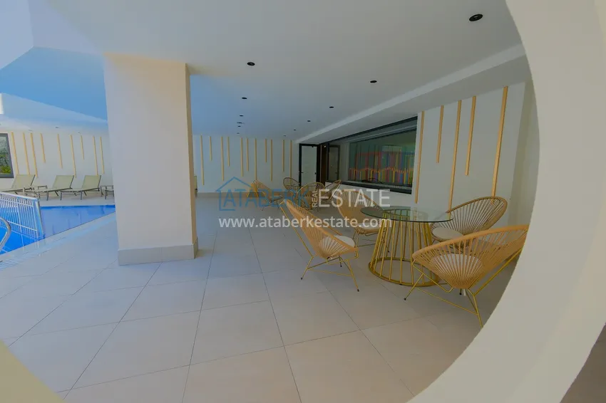 Трёхкомнатная квартира в районе Оба. Недвижимость подходит для краткосрочной аренды 13