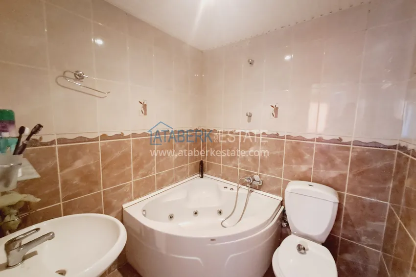 Приобрести Трехкомнатная квартира с мебелью напрямую от собственника – район Махмутлар, Алания 13