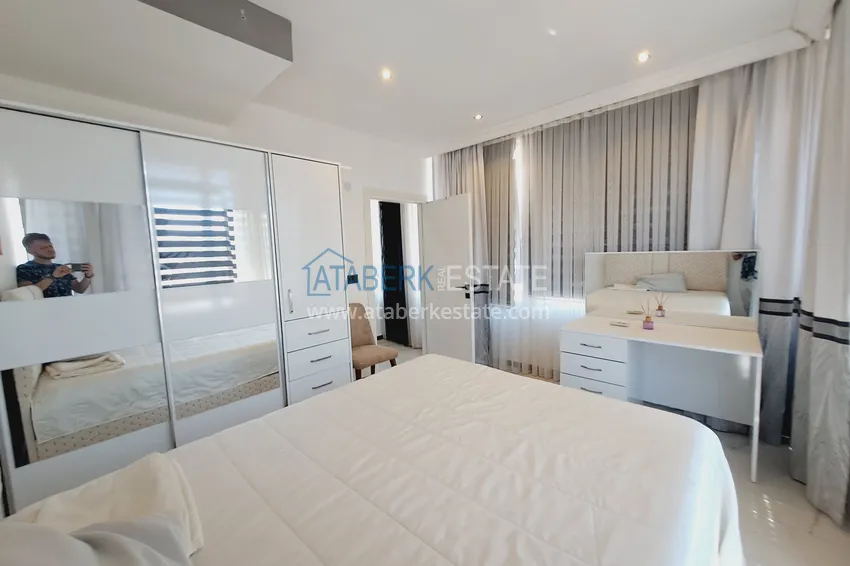 Приобрести Просторный пентхаус-дуплекс 6+1 в Махмутларе, р-н вторничного рынка - 150 метров от моря 15 