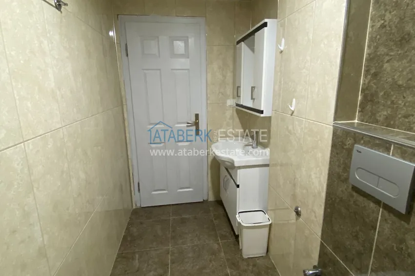 Приобрести Четырехкомнатная квартира в центре Алании - район пляжа Клеопатра 14 