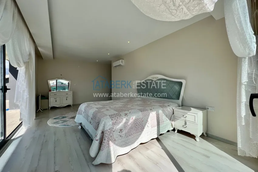 Приобрести Дуплекс 5+1 в комплексе на первой береговой линии. Район Каргыджак, Алания  16 