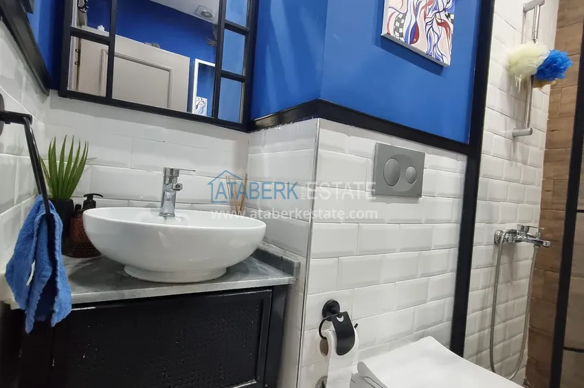 Приобрести Двухкомнатная квартира 80м2 с мебелью и застекленным балконом в Мерсине, Енишехир 14 