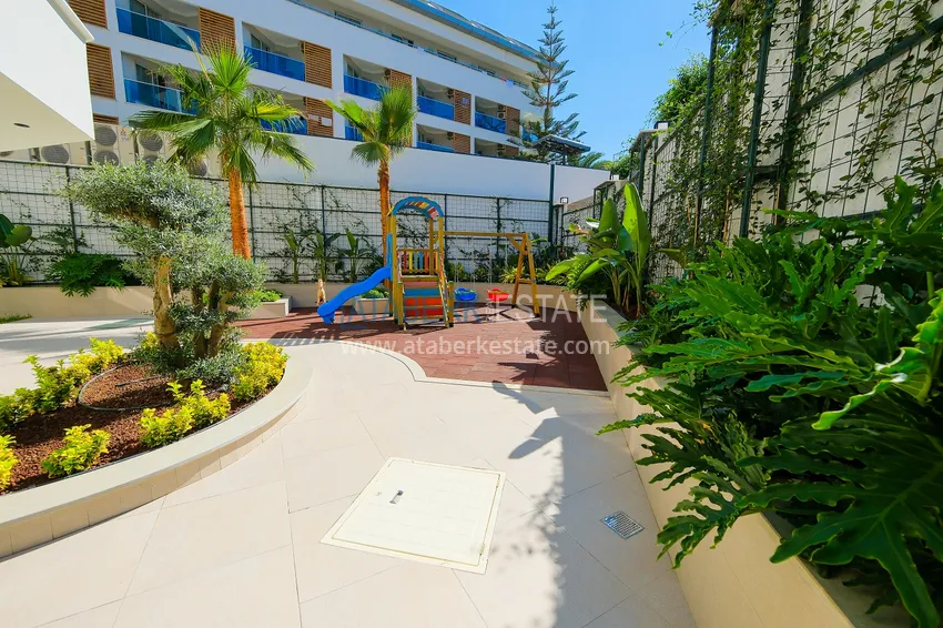 Трёхкомнатная квартира в районе Оба. Недвижимость подходит для краткосрочной аренды 15