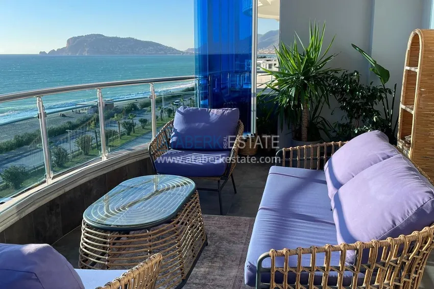 Приобрести Линейная квартира 3+1 с мебелью и застеклённым балконом на первой береговой, район Тосмур – Алания 15 