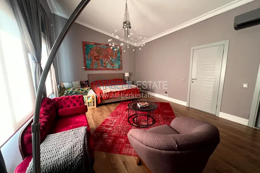 Приобрести Двухуровневый пентхаус с авторским дизайном и исключительными видовыми характеристиками – Тосмур, Алания 15 