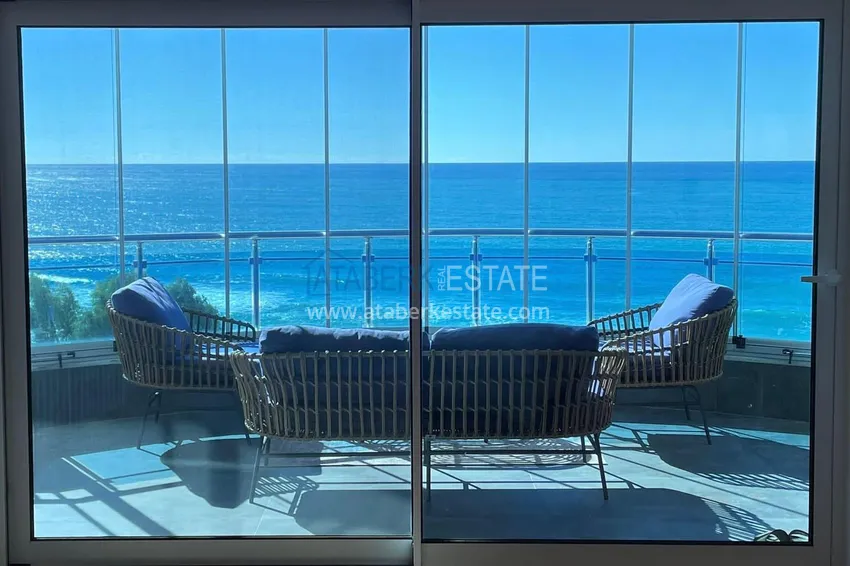 Приобрести Линейная квартира 3+1 с мебелью и застеклённым балконом на первой береговой, район Тосмур – Алания 16 