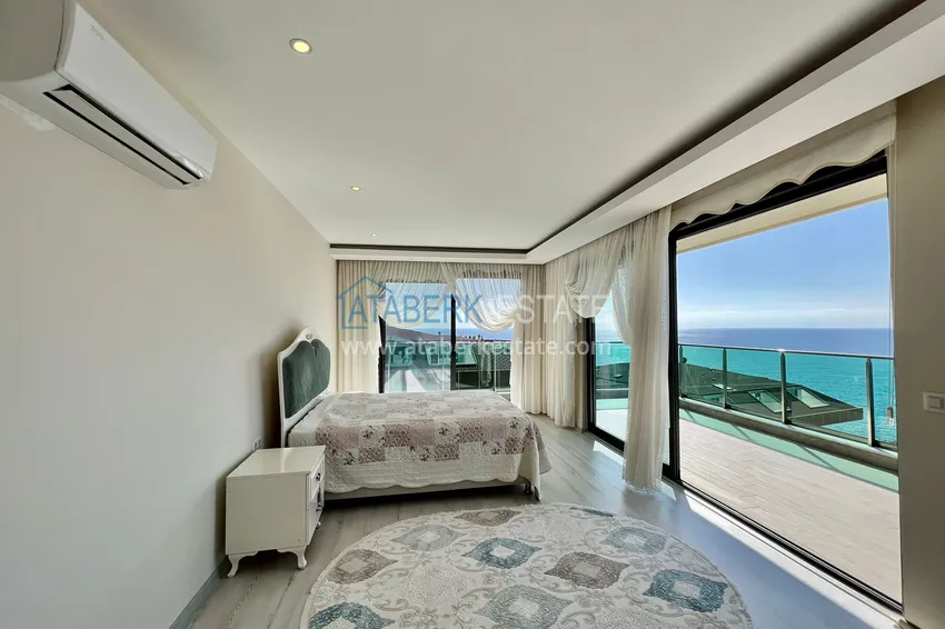 Приобрести Дуплекс 5+1 в комплексе на первой береговой линии. Район Каргыджак, Алания  18 