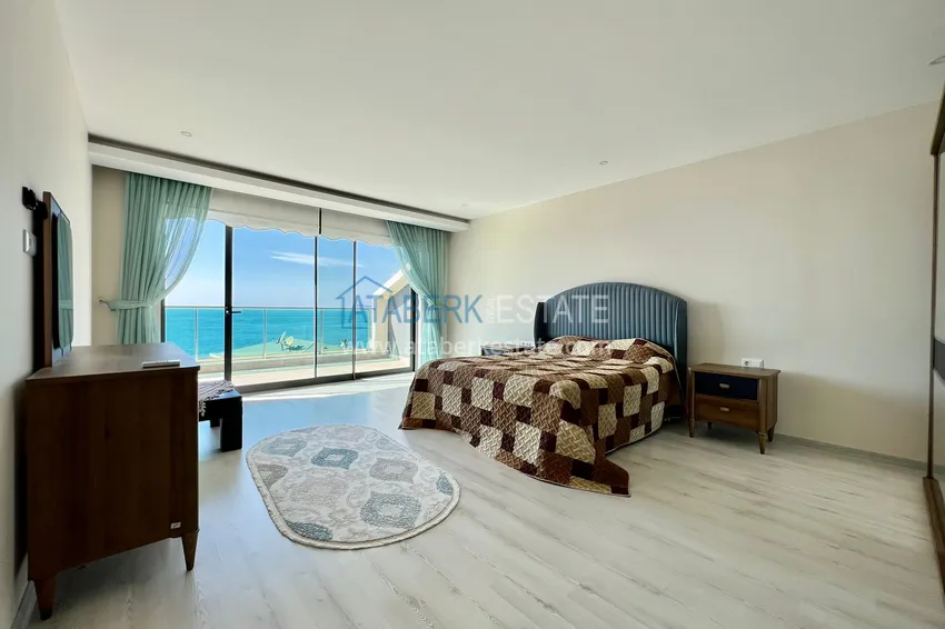 Приобрести Дуплекс 5+1 в комплексе на первой береговой линии. Район Каргыджак, Алания  19 