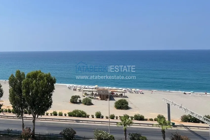 Приобрести Линейная квартира 3+1 с мебелью и застеклённым балконом на первой береговой, район Тосмур – Алания 18 