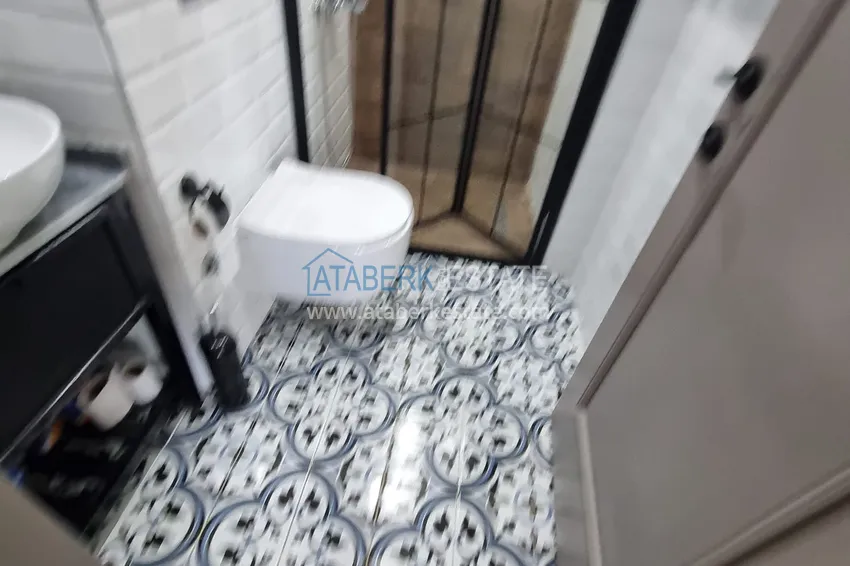 Приобрести Двухкомнатная квартира 80м2 с мебелью и застекленным балконом в Мерсине, Енишехир 18 