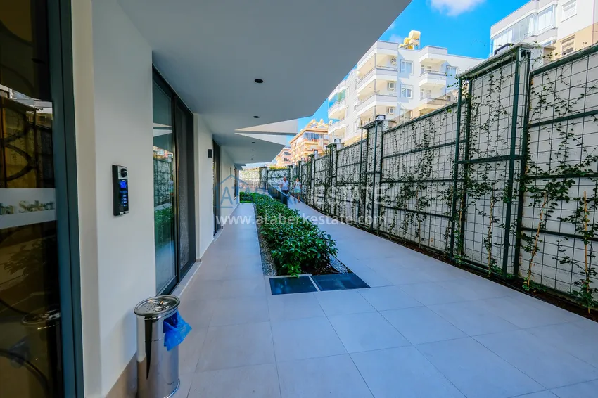 Трёхкомнатная квартира в районе Оба. Недвижимость подходит для краткосрочной аренды 18