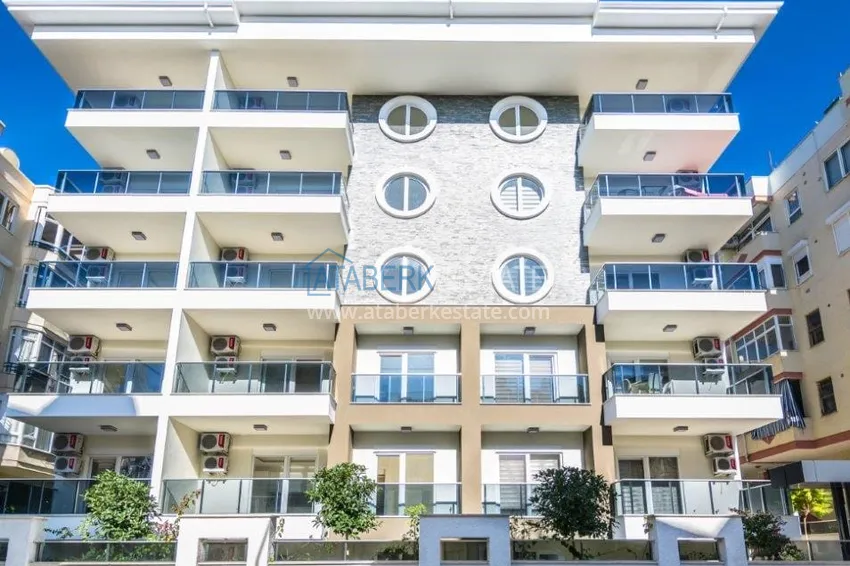 Пентхаус-дуплекс с мебелью в центре Алании - район пляжа Клеопатра 2 