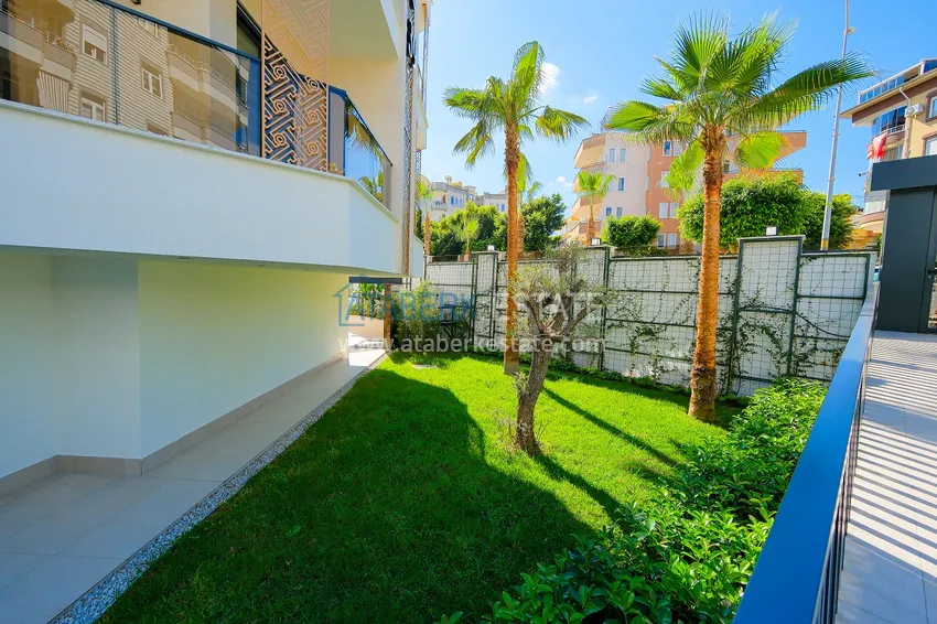 Трёхкомнатная квартира в районе Оба. Недвижимость подходит для краткосрочной аренды 20