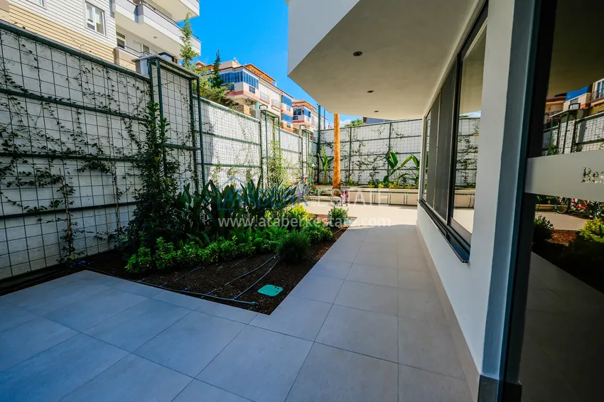 Трёхкомнатная квартира в районе Оба. Недвижимость подходит для краткосрочной аренды 21