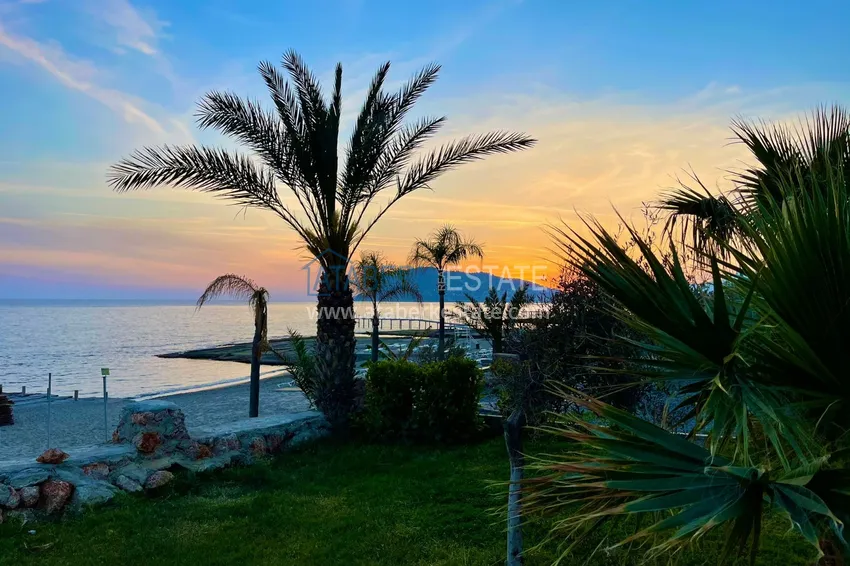 Трехкомнатная квартира под ключ с видом на море на первой береговой линии – Оба, Алания 23 