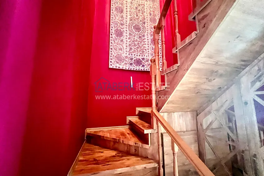 Приобрести Двухуровневый пентхаус с авторским дизайном и исключительными видовыми характеристиками – Тосмур, Алания 23 