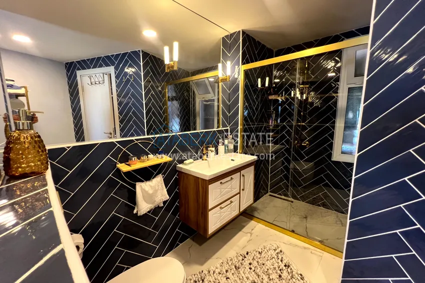 Приобрести Двухуровневый пентхаус с авторским дизайном и исключительными видовыми характеристиками – Тосмур, Алания 25 