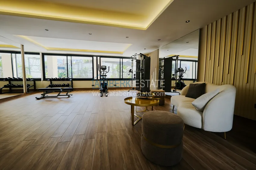 Трёхкомнатная квартира в районе Оба. Недвижимость подходит для краткосрочной аренды 29