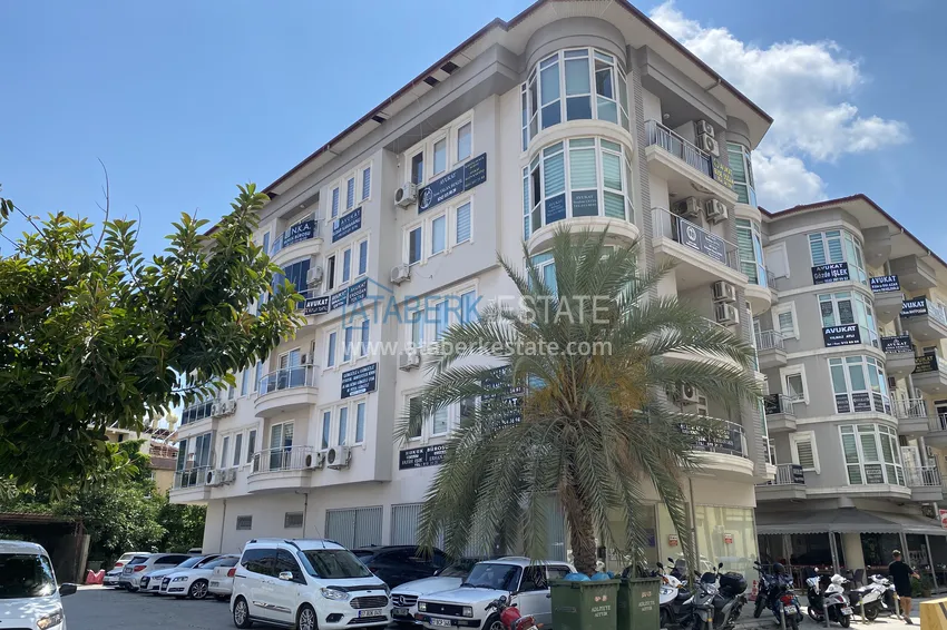 Офисное помещение в центре Алании – гражданство  2 