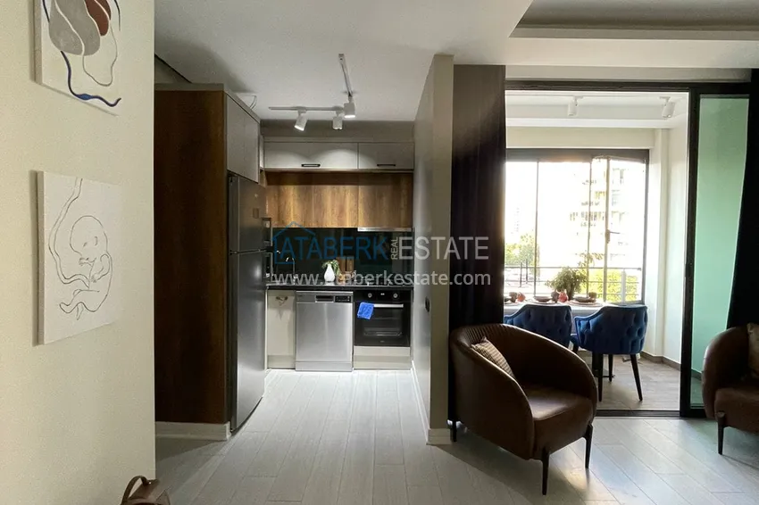 Приобрести Двухкомнатная квартира 80м2 с мебелью и застекленным балконом в Мерсине, Енишехир 2 