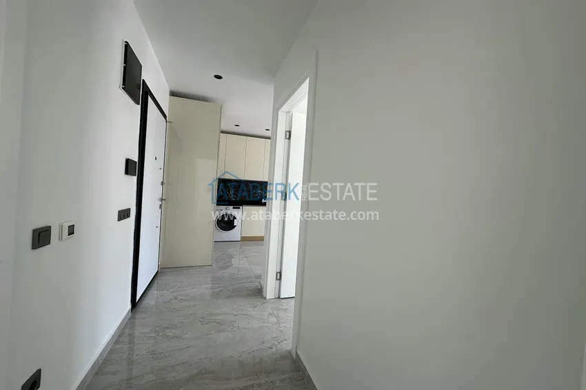 Приобрести Трёхкомнатная квартира в районе Оба. Недвижимость подходит для краткосрочной аренды 2